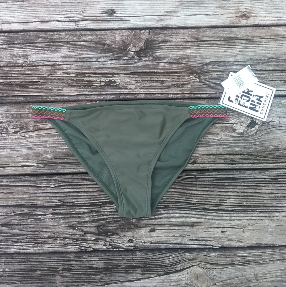 NWT bikini bottoms